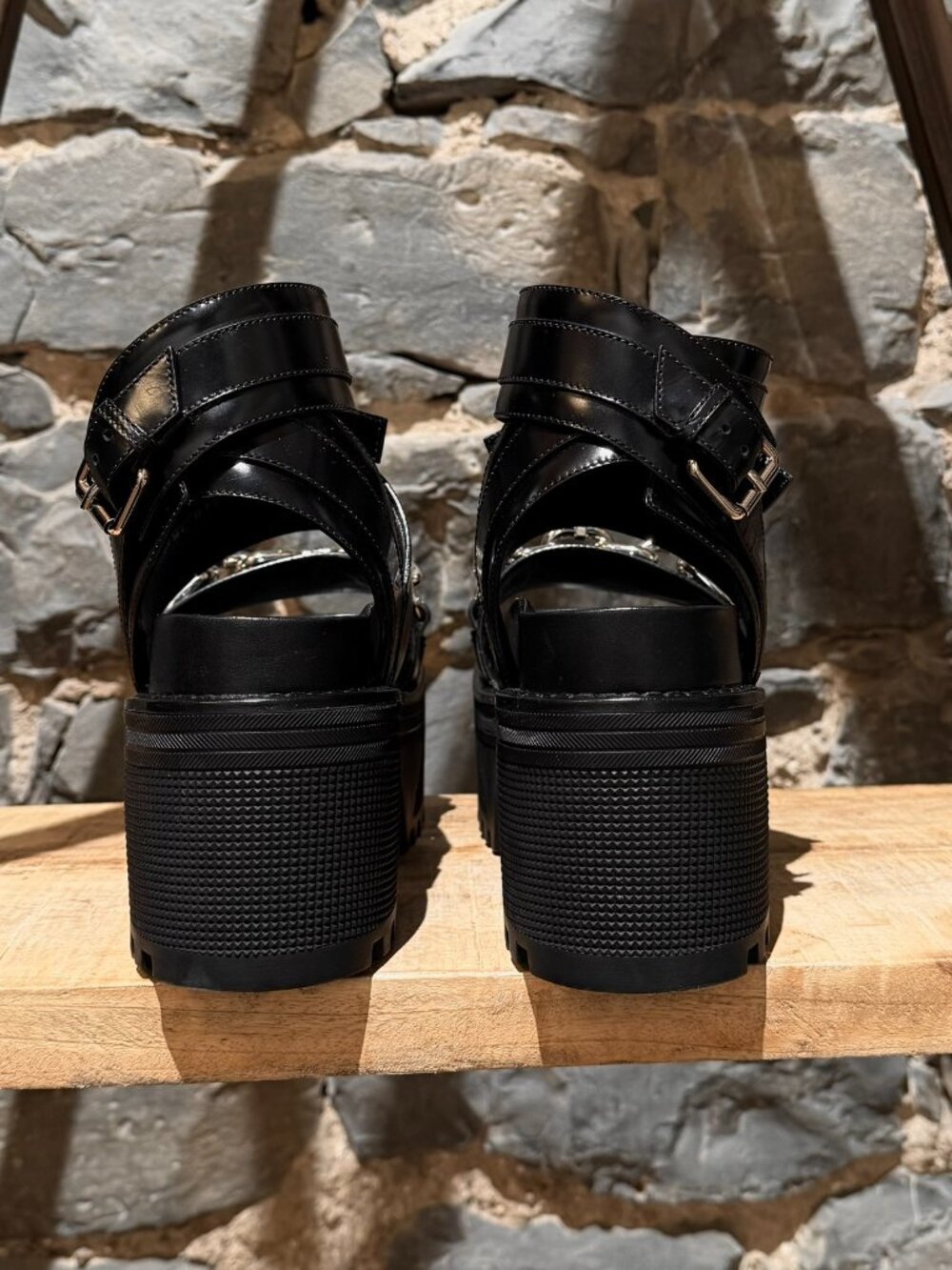Louis Vuitton 2016 Black Leather Samourai Chunky Platform Sandals - Picture 4 of 12